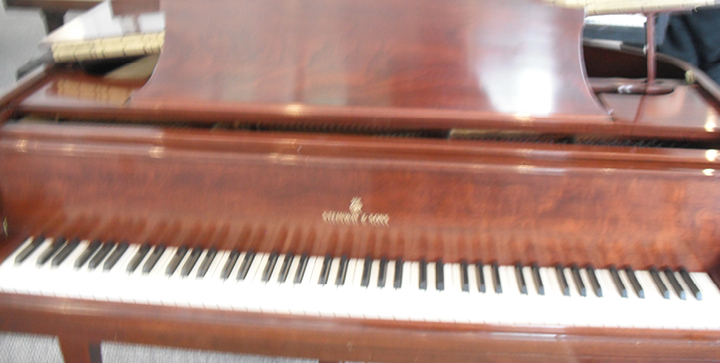 1948 Steinway Model S -vauvan flyygeli1948 Steinway Model S -vauvan flyygeli  