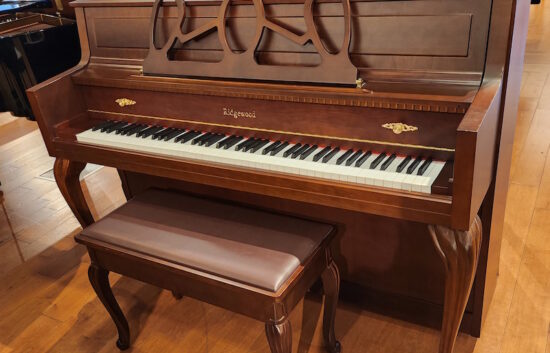 Ridgewood Console Piano